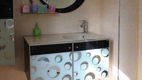 表姐吹嘘新家漂亮，我进门一看立刻给差评，全部看完差点笑出声