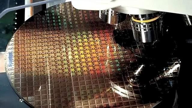 移民|小芯片标准更有利于中国芯片，缩短与海外的芯片技术差距