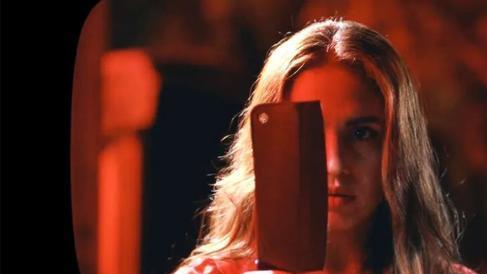 莫妮卡·贝鲁奇|惊艳非凡的翻拍片，超越了原作，可惜片名太俗！