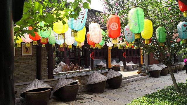 小米|为了钓鱼，哥们在家养殖蛆虫