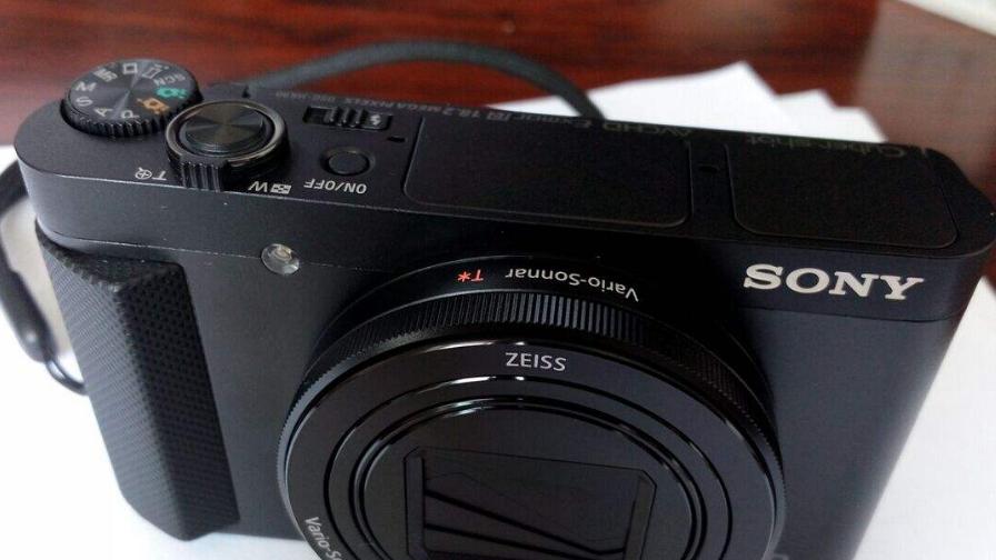 广角镜头|星空和夜景你选择的，超广角镜头的最大光圈，其实更重要