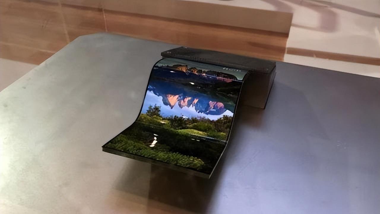 电影|京东方痛失苹果100亿订单？OLED供应链受制于人，技术有差距