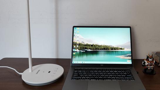 学生用台灯什么光对眼睛好？开学季精选真正适合孩子的护眼台灯