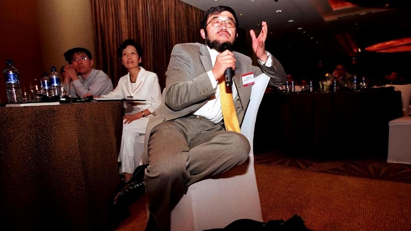 吴鹰|逼任正非抑郁8年的男人，差点毁掉华为，现在仍然压着马云？