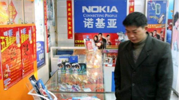 为什么一些路边的手机店一周卖不了几部手机，却依然活得很滋润？