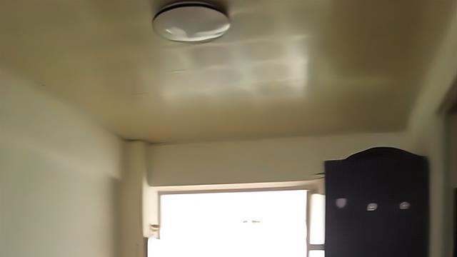 沈阳：男子租房40天，卖掉房东家电去旅游，两人对话让人哭笑不得