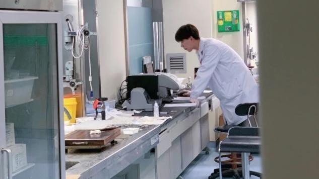 麻醉学|这4个医学专业很“热门”，社会认可度高，就业前景比较好