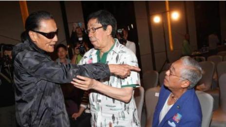 |把自己最好的青春奉献给一位大叔，分手后胖到不敢认，值得吗？