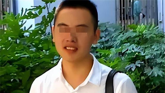 南京小伙为免房租，委身50岁女房东，因其特殊癖好酿出血案