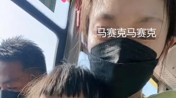 女子婚后做全职宝妈，带娃空手回娘家被骂哭：空着手好意思回来？