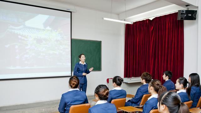 西樵山|旅游管理就业率“亮红灯”，学生叫苦不迭：很难找到好工作