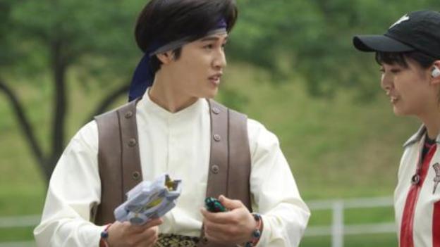 acgn漫评|奥特曼人间体没有了变身器，为什么不能变身？诸星团：我也不能