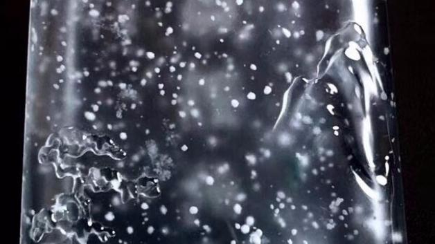 翡翠|翡翠有棉就不能买？一定会贬值吗？这个可不一定