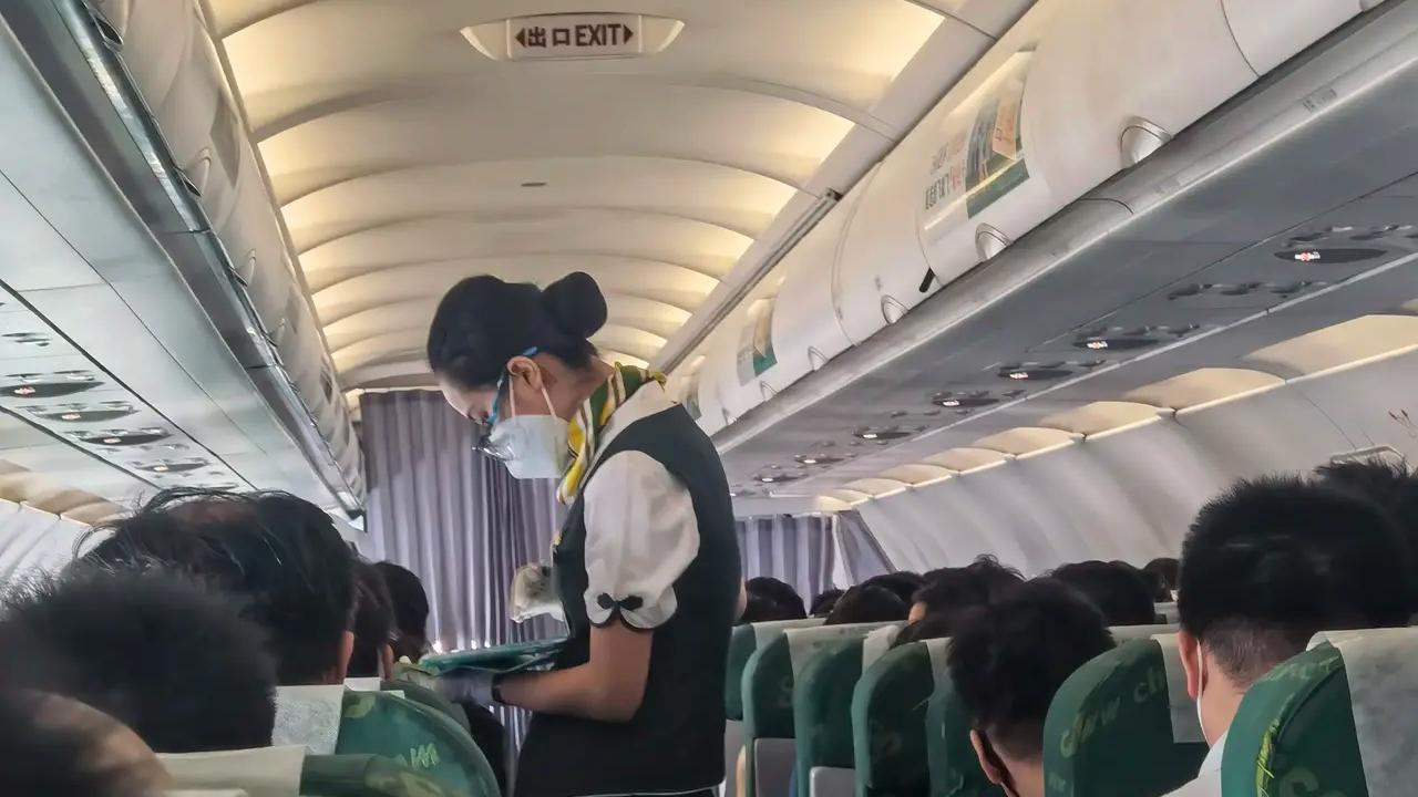 钉钉|春秋航空的营销模式为何让消费者生厌？