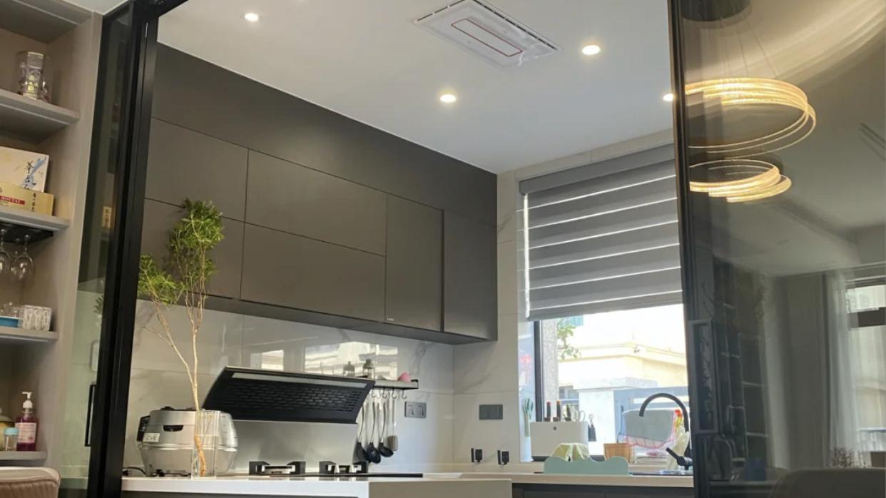 开放式厨房，颜值高，空间大，为什么很少有人装？来听听大实话