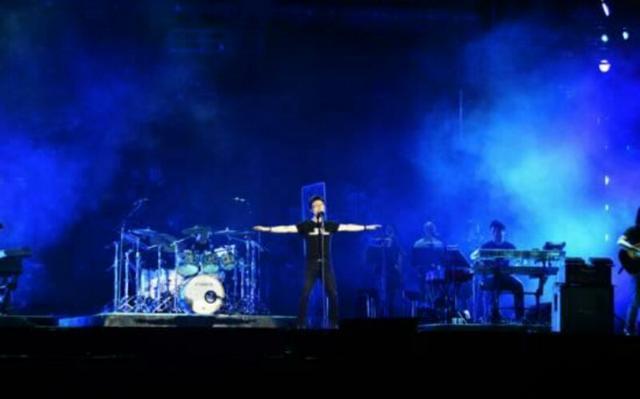 演唱会|演唱会前5天突然离世，售出百万张票没人退票，世界歌坛仅此一人