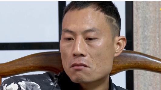 32岁女子，生下2胎和丈夫两地分居，丈夫在外经营一家油漆店