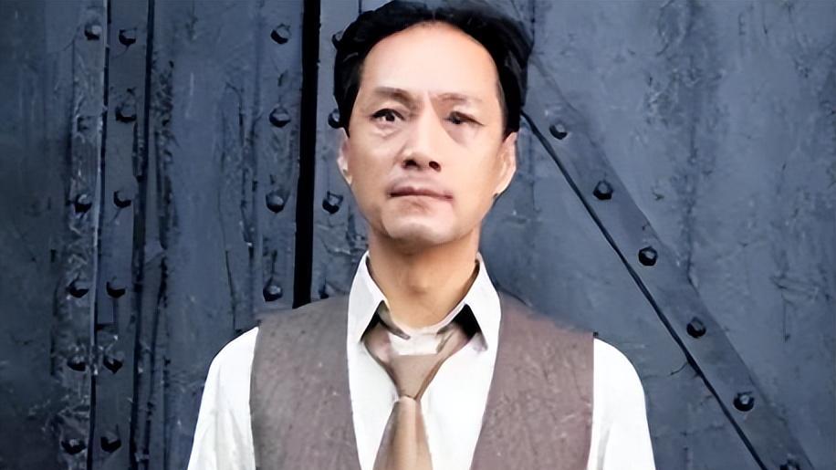 冯远征|冯远征的“消失”，是娱乐圈的“悲哀”和“损失”