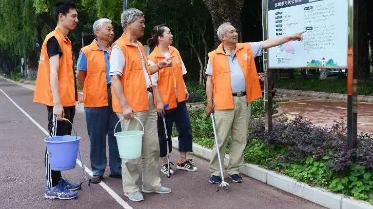 |从“糟老头”逆袭到“渔老头”，他们做好护河“啄木鸟”~