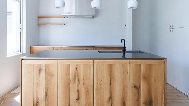 听我一句劝，有条件就在餐厅装个日式岛台吧！功能多到数不完