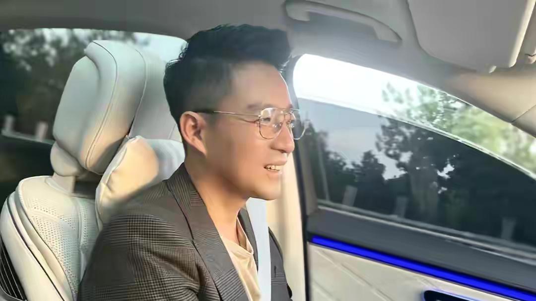 汪小菲|汪小菲和张颖颖疑似吵架“互殴”，女方还报了警，这是啥情况？