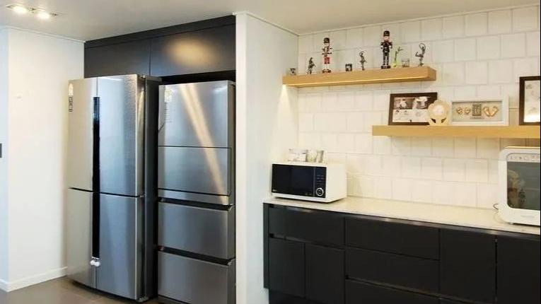 但凡买得起大平层，都这样装，151㎡大气奢华，全屋黑色如此高级