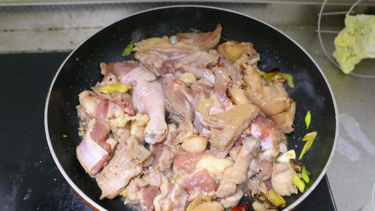 土豆|教你在家做好吃的福寿鸭，闻着就要流口水，又鲜又嫩还入味，下饭