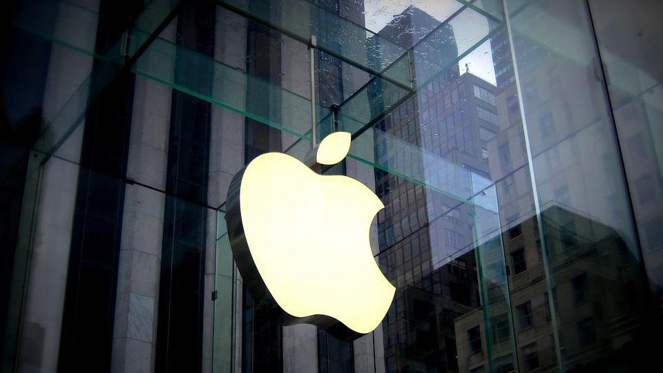 搜狐视频|打工人站起来了！苹果因搜包向员工赔偿：金额高达2.06亿