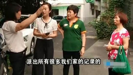 父亲去世，母亲要求女儿把继承的25%房产份额公证给她：我要卖房