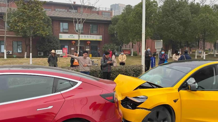 前车急刹导致后车追尾，是谁的全责？你可能不相信