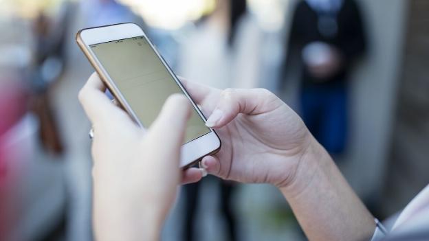 一加科技|手机为什么不充电？是不是因为坏了，其实并不是