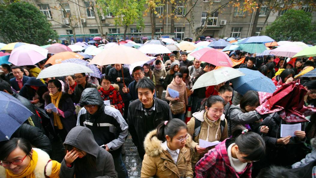 医生|丈母娘眼中“理想女婿职业”排名，男老师垫底，榜首令人心驰神往