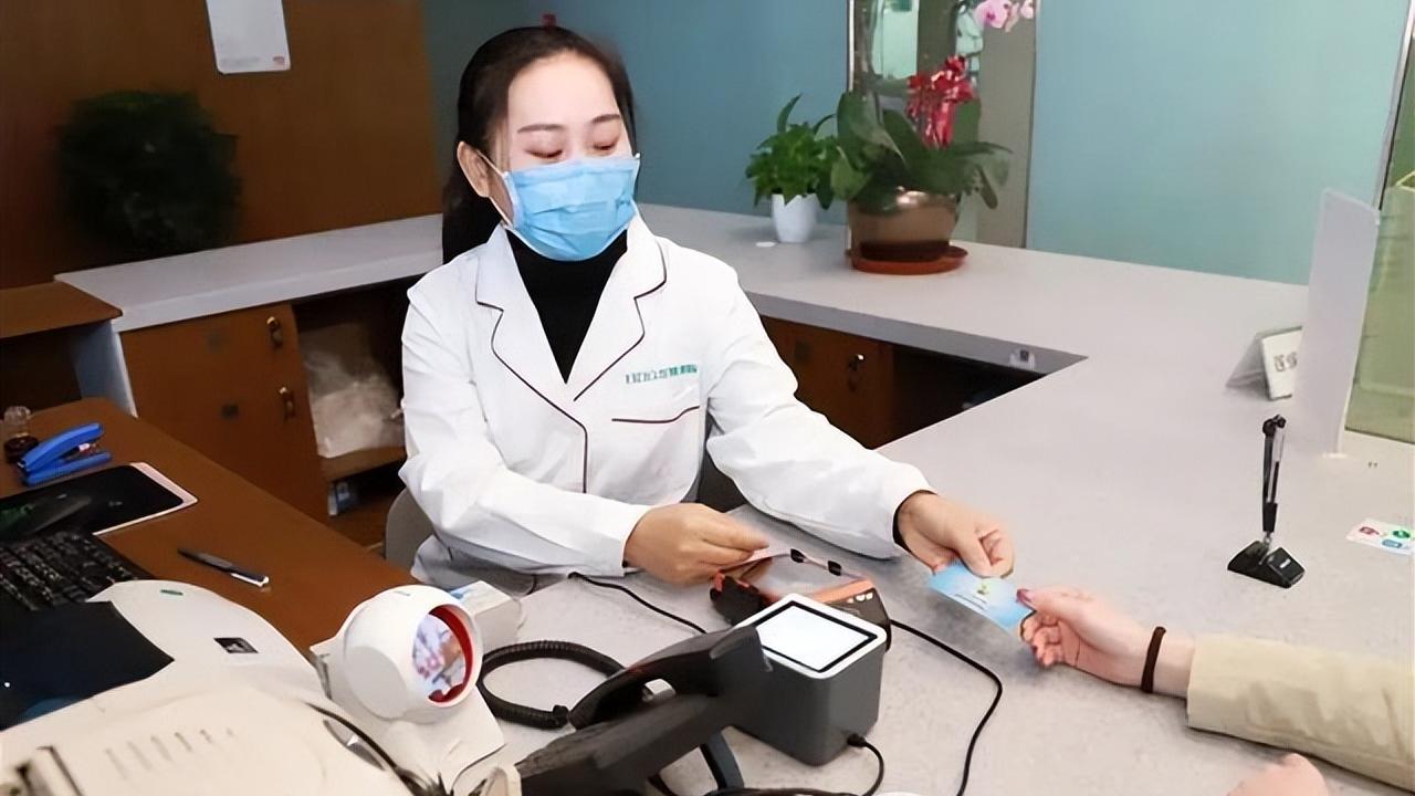 ?少女惨遭三次侵犯，怀孕后不知孩子是谁的