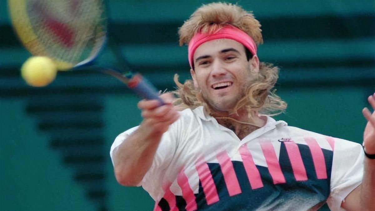 波姬·小丝|“网坛传奇”阿加西：娶波姬小丝2年离婚，二婚格拉芙，恩爱21年