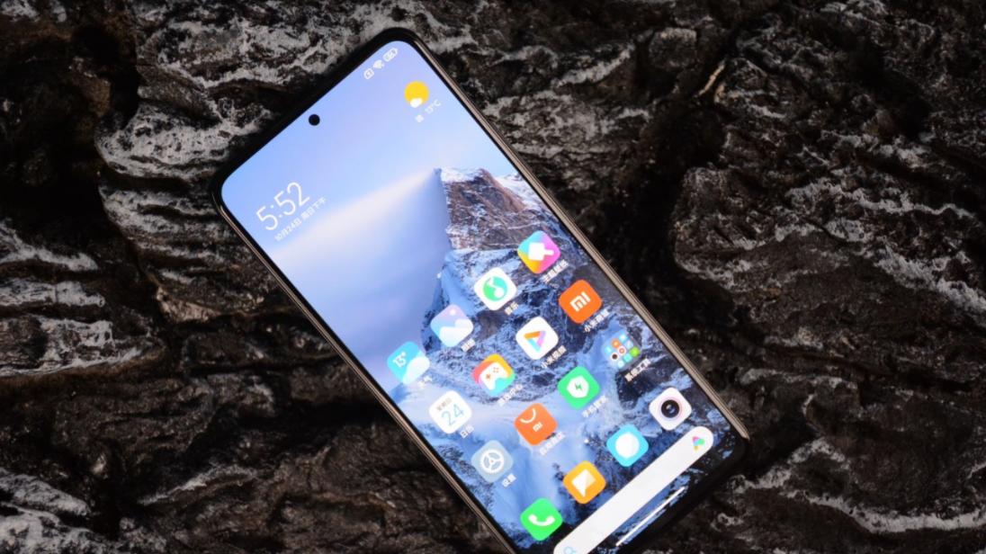 小米手机|从2199元跌至1399元，8GB+一亿像素，120W闪充手机再度沦为千元机