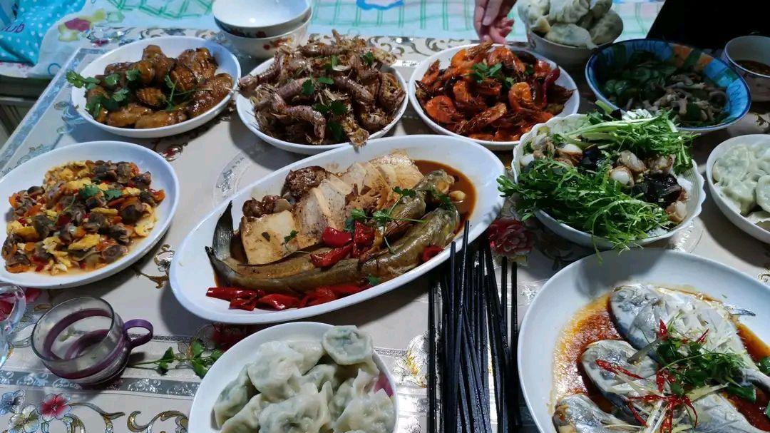 70岁东北老汉，日饮2两小酒，雷打不动40年，最终喝出4个“经验”