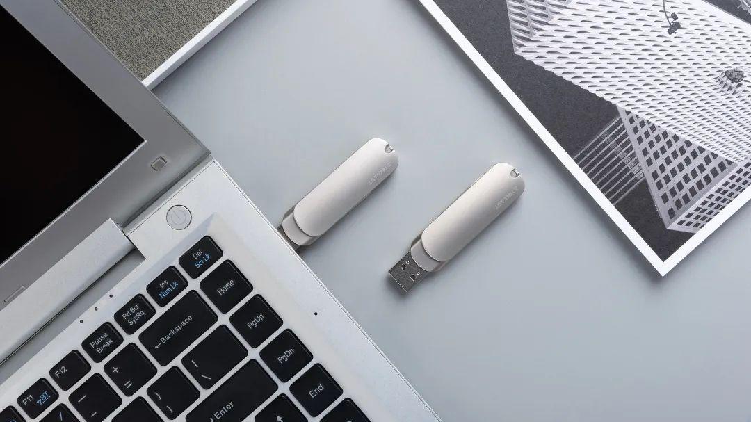 saas|踏入职场，怎能少了它帮自己在职场上加分？