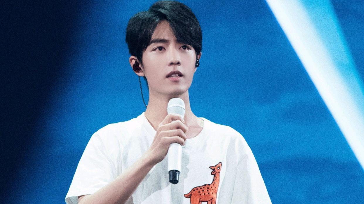 肖战|肖战官宣入围《金曲人气王》！举办方亮出“底牌”，抽肖战签名照