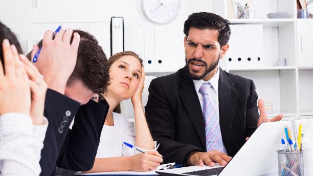 |同事关系要好并不是一定“不合群”