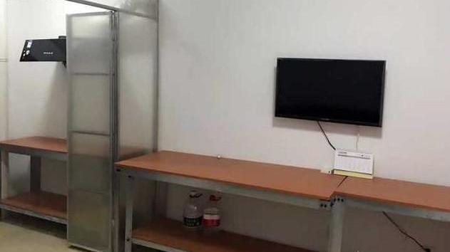 晒晒20平的出租房，空荡大白墙，改造之后，隔壁小伙以为敲错门