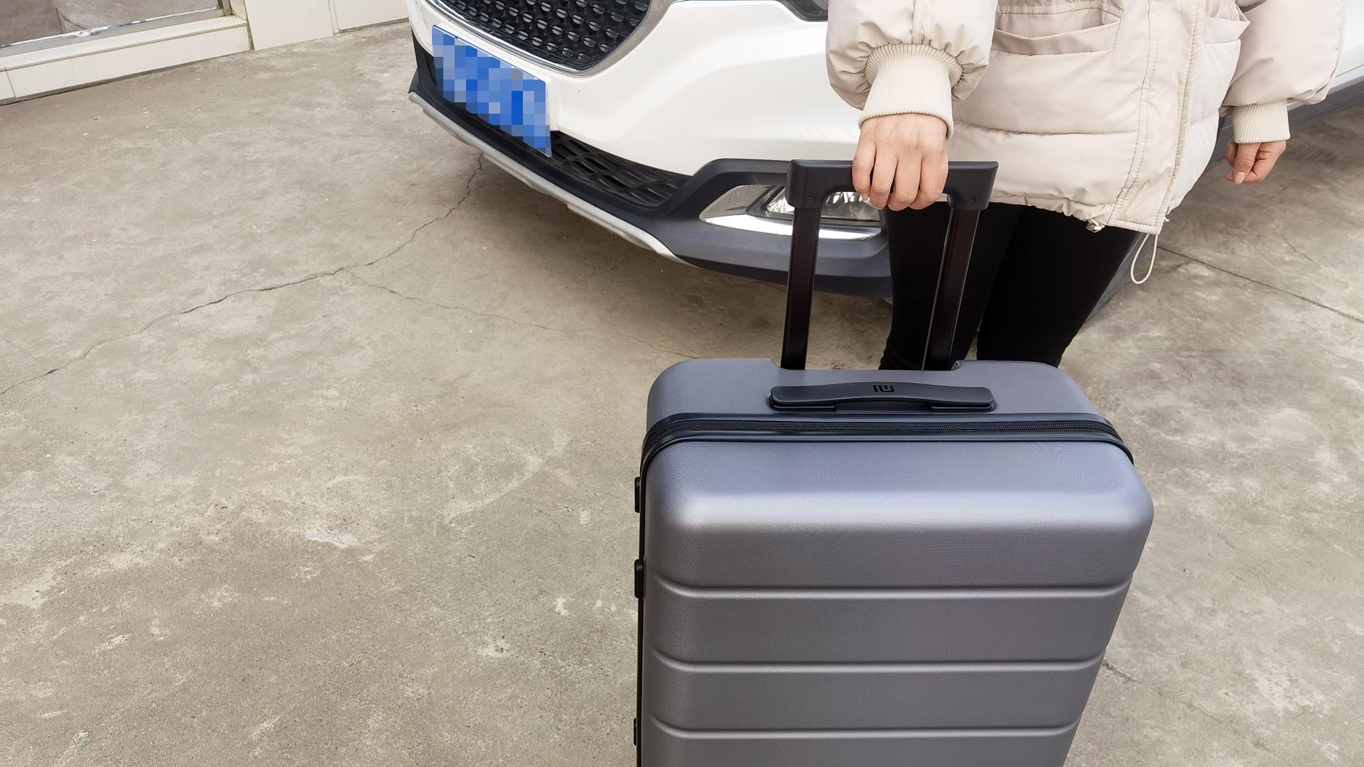 小米科技|小米全新发布旅行箱，360度万向轮，坚固耐用满足各类出行需要