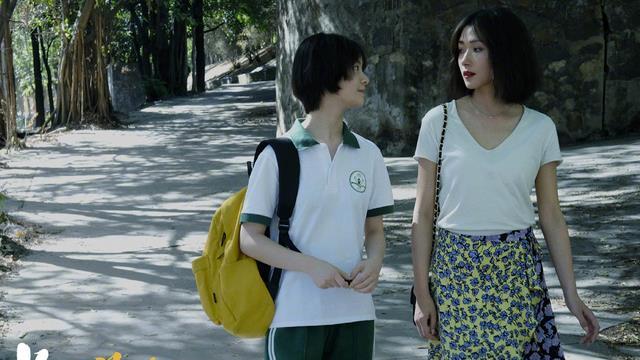 万茜|万茜：金鸡奖场外秀母爱，看到“女儿”一人走夜路非要开车送一程