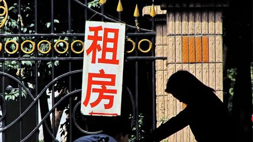 回顾 女子租15年的房子拆迁获赔260万，要求房东分一半，房东懵了