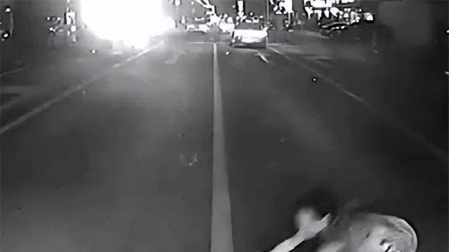 回顾 济南一女子碰瓷被碾压致死，家属向司机索赔100万，法院判了