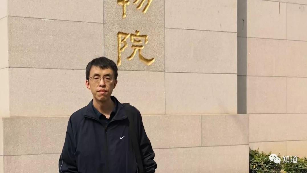 没有人文的科学可怕，没有科学的人文愚蠢
