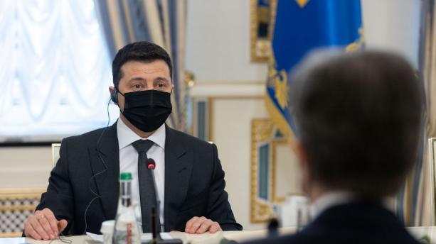 |全面开战？基辅发生多次爆炸，导弹差点直接打掉乌总统办公室