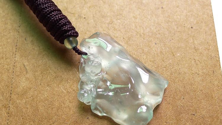 翡翠|聪慧敏捷的猴子，深受人们的喜爱，翡翠猴子有哪些寓意