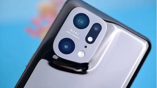 天玑9000|?首发天玑9000的机型，如今5799跌至3799元，价格开启“亲民”模式