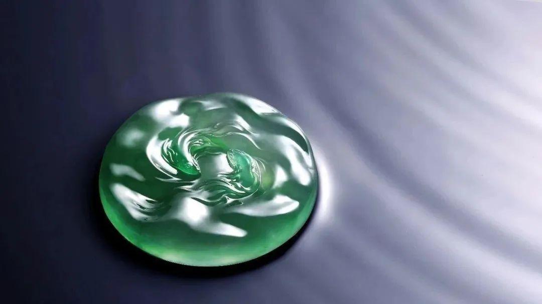 雕刻|翡翠雕刻其实并不简单，你可曾了解这样的美？