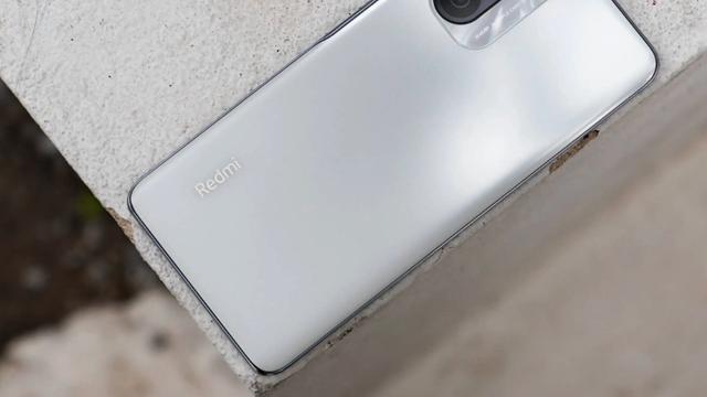 小米科技|下半年这3款“128G”性价比手机，最低仅1280元，用五年都没压力